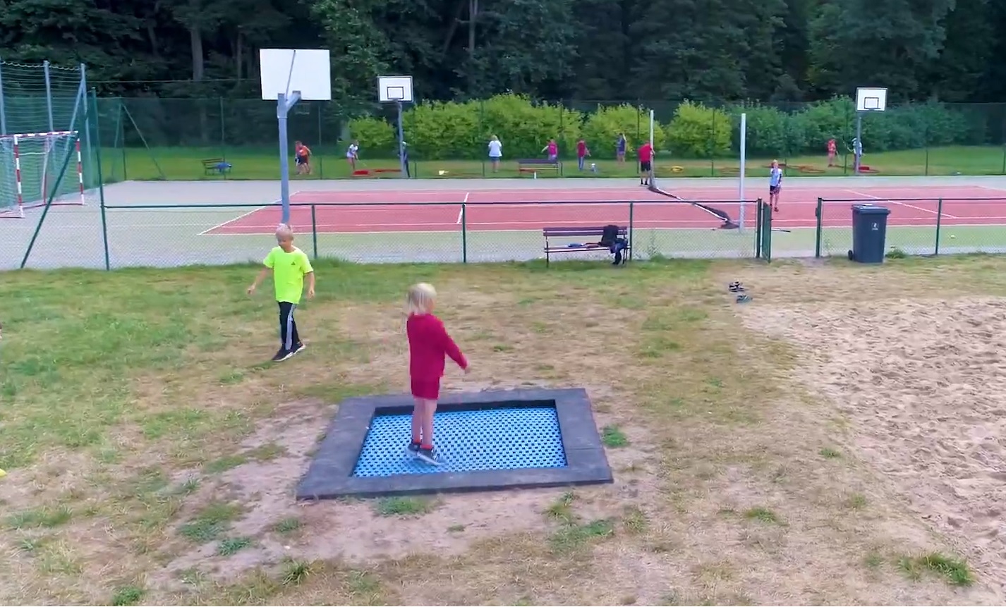trampolina polubie